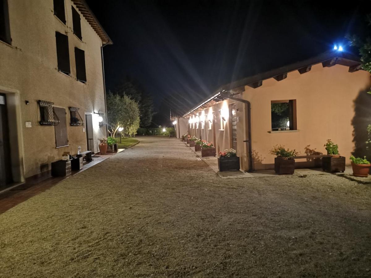 Farm stay Santa Croce Fossato di Vico