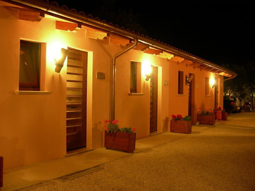 Farm stay Santa Croce Fossato di Vico